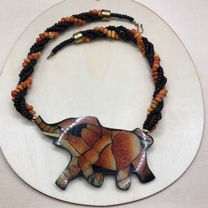 Vintage coral inlay elephant statement necklace Lee Sands Look Boho Festival Art